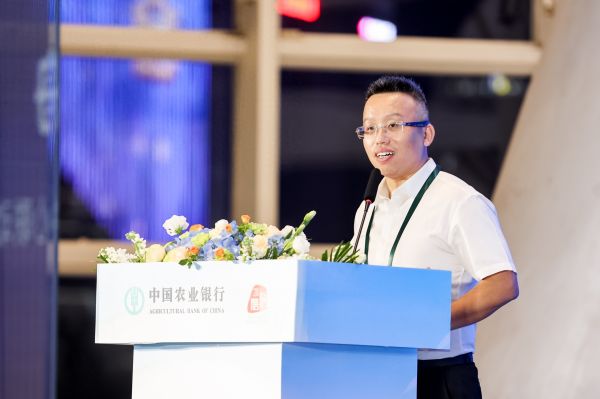 農(nóng)情億萬(wàn)家 中國(guó)農(nóng)業(yè)銀行深化推進(jìn)“誠(chéng)信、興商、惠民”主題消費(fèi)節(jié)